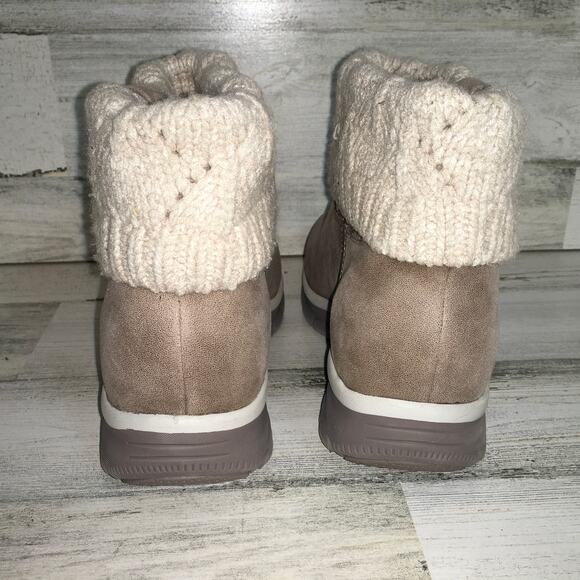 Skechers Taupe Ankle Boots with Knit Cuff
New w/o Tags! - Picture 4 of 9